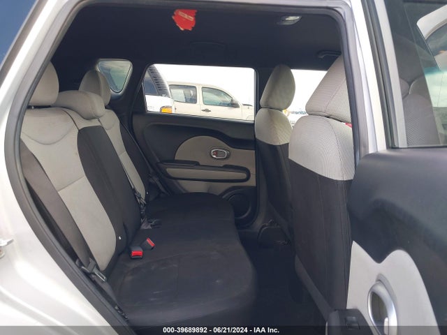 KIA Soul 2016 KNDJN2A23G7874409 Image 8