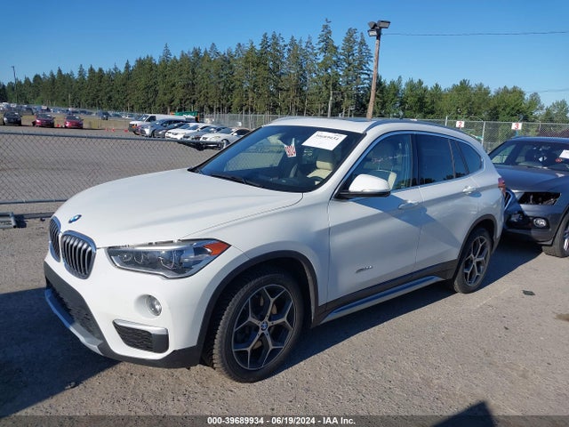 BMW X1 Xdrive28i 2016 WBXHT3Z38G4A51585 Image 2