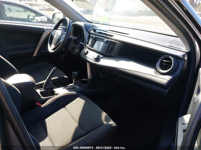 Toyota Rav4 Xle 2017 JTMRFREV5HD203291 Image 5