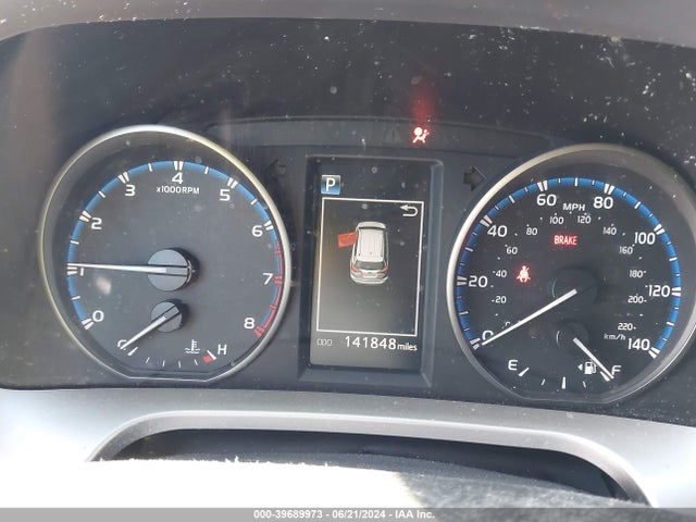 Toyota Rav4 Xle 2017 JTMRFREV5HD203291 Image 7