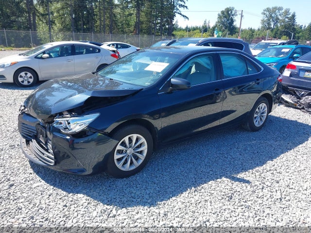 Toyota CAMRY LE 2015 4T1BF1FK9FU930871 Image 2