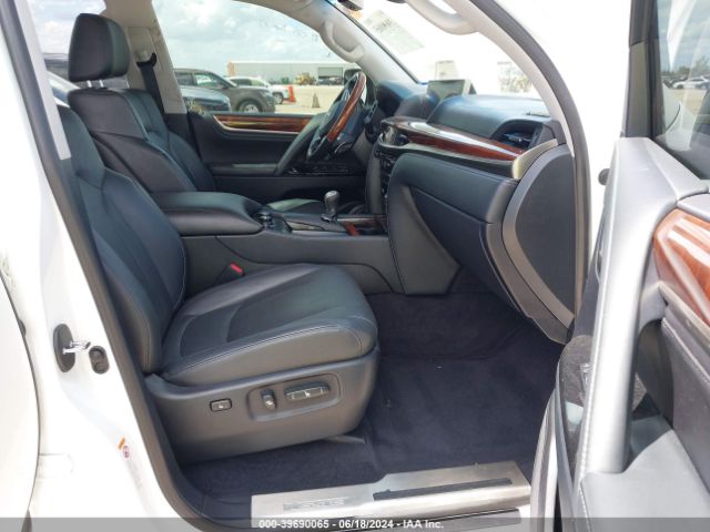 JTJHY7AX6G4197918 Lexus LX 570