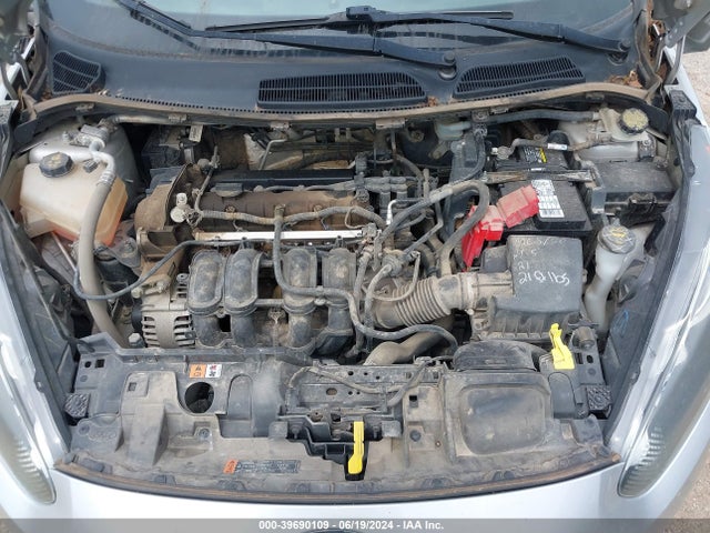 Ford FIESTA SE 2016 3FADP4BJ0GM154389 Image 10