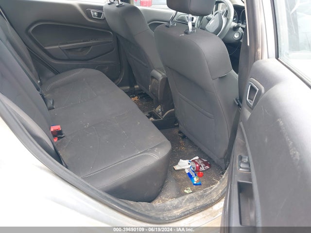 Ford FIESTA SE 2016 3FADP4BJ0GM154389 Image 8