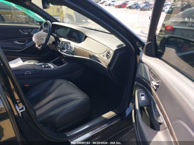WDDUG8CBXHA339613 Mercedes-Benz S 550