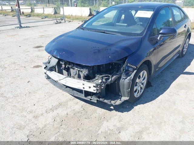 Toyota COROLLA LE 2021 5YFEPMAE6MP256268 Image 17