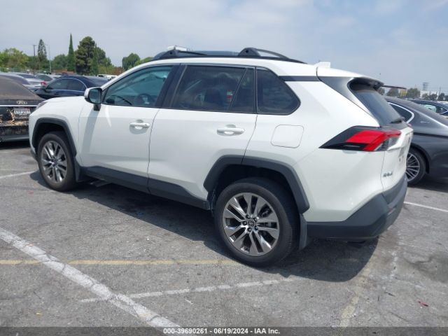 2T3C1RFV1NW220557 Toyota Rav4 Xle Premium