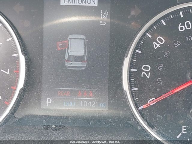 2T3C1RFV1NW220557 Toyota Rav4 Xle Premium