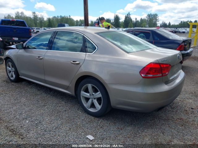 1VWAT7A37FC118063 Volkswagen Passat 1.8t Limited Edition