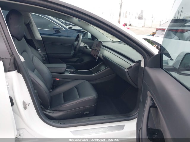 5YJ3E1EA5JF044343 Tesla Model 3 Long Range/mid Range