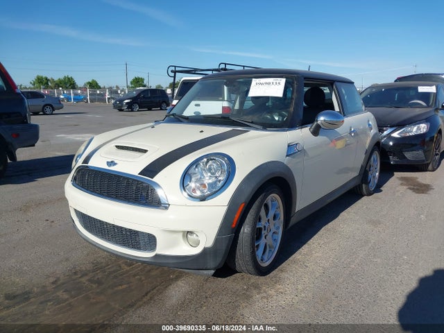 2008 MINI COOPER S WMWMF73578TV35222 Photo 1