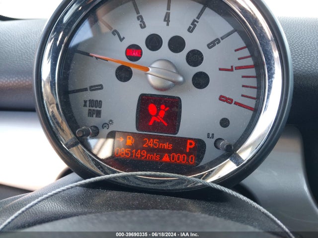 2008 MINI COOPER S WMWMF73578TV35222 Photo 6