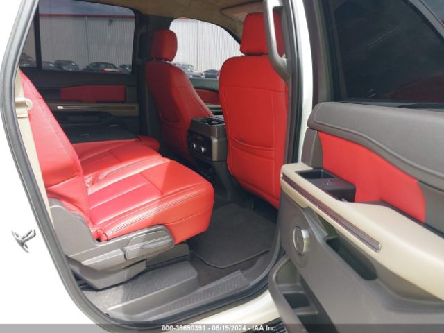 1FMJK1HT9KEA49928 Ford Expedition Max Xlt