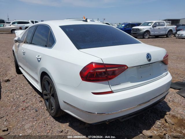 1VWDT7A32HC055339 Volkswagen Passat 1.8t R-line