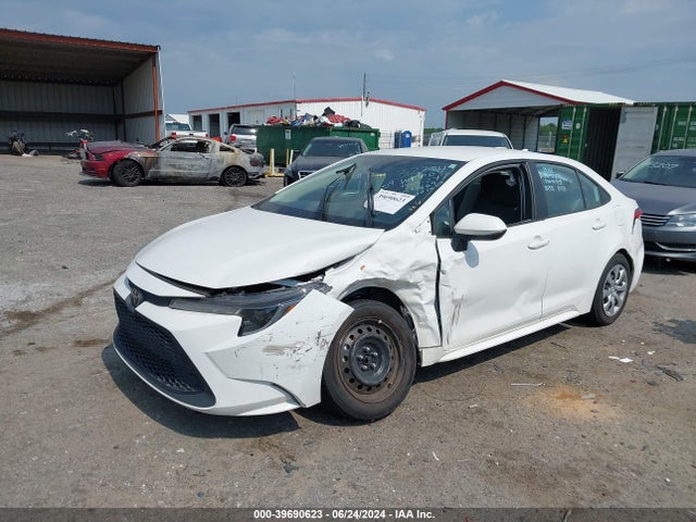 Toyota COROLLA LE 2022 5YFEPMAE0NP294869 Image 2