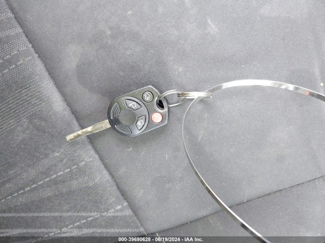 1FADP3F20HL237823 Ford FOCUS SE