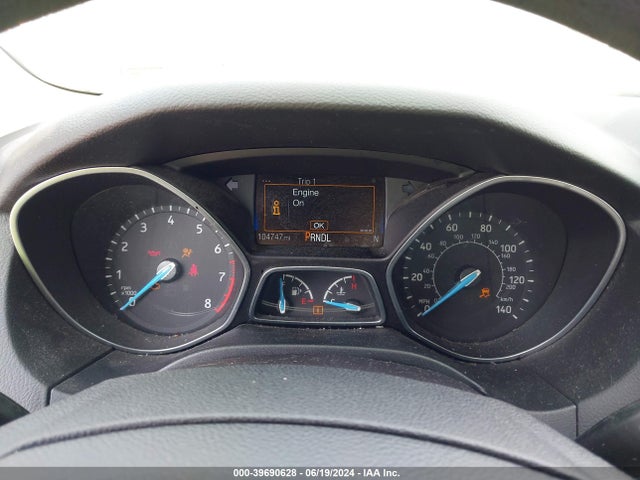 1FADP3F20HL237823 Ford FOCUS SE