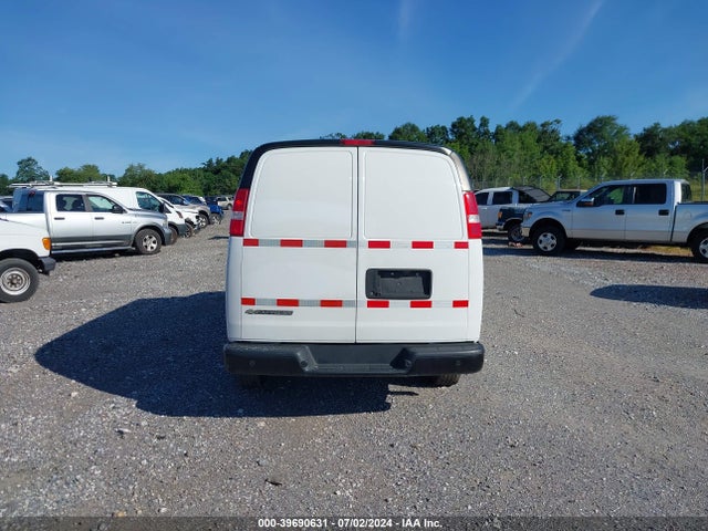 Chevrolet Express 2500 Work Van 2019 1GCWGAFGXK1222946 Image 16