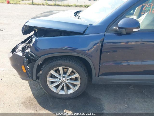 WVGAV7AX5FW597612 Volkswagen TIGUAN SE