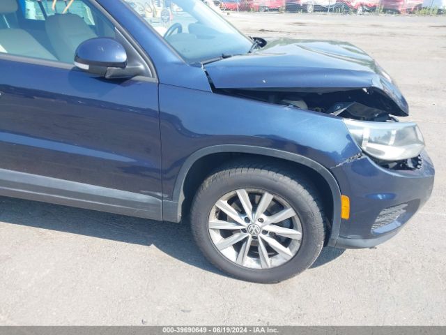 WVGAV7AX5FW597612 Volkswagen TIGUAN SE