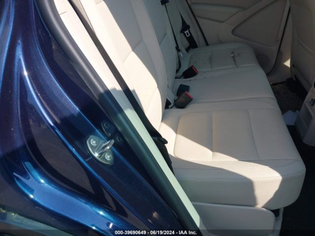 WVGAV7AX5FW597612 Volkswagen TIGUAN SE