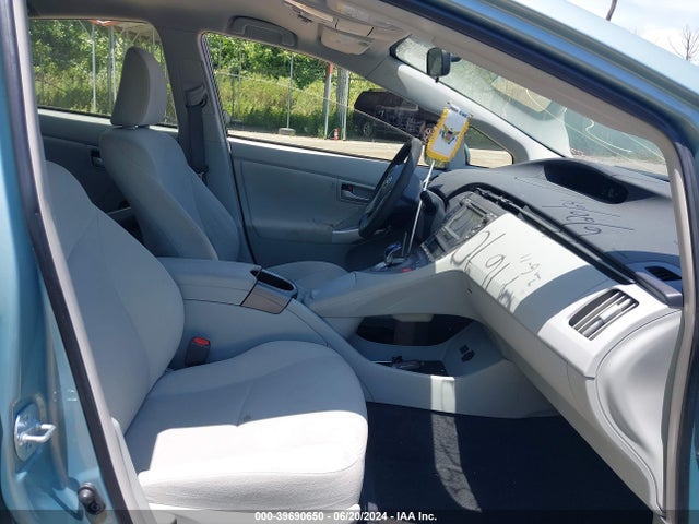 Toyota Prius Three 2015 JTDKN3DU4F1887761 Image 5