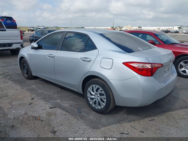 Toyota COROLLA LE 2017 5YFBURHE9HP698479 Image 3