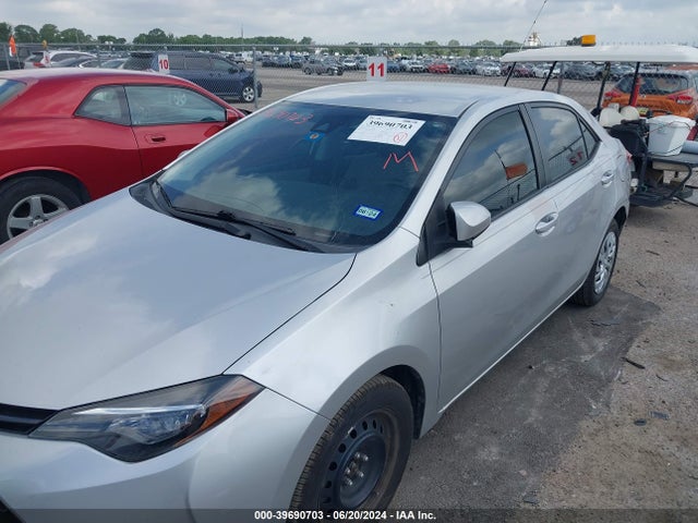 Toyota COROLLA LE 2017 5YFBURHE9HP698479 Image 6
