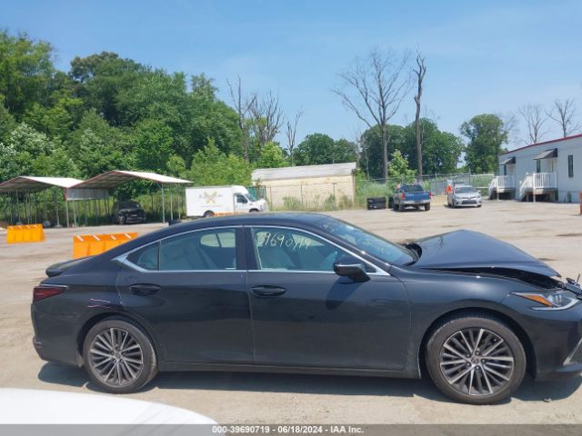 58ADZ1B18PU152666 Lexus ES 350
