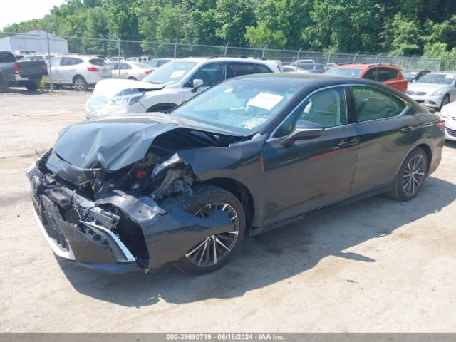 58ADZ1B18PU152666 Lexus ES 350