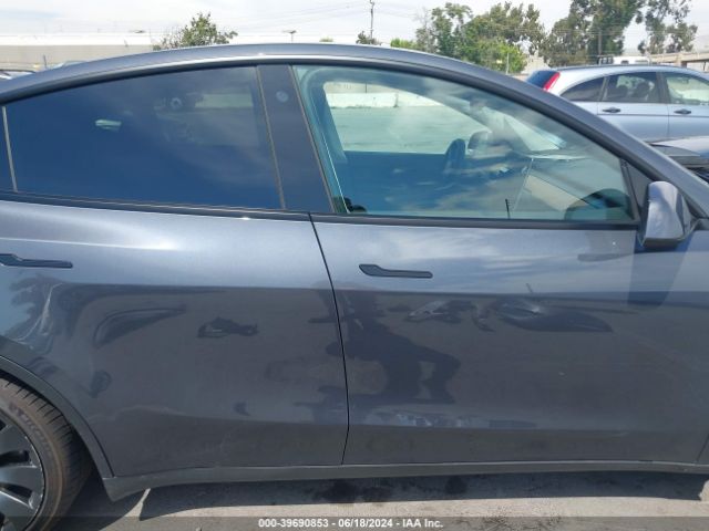 7SAYGDEF8NF507226 Tesla Model Y Performance Dual Motor All-wheel Drive
