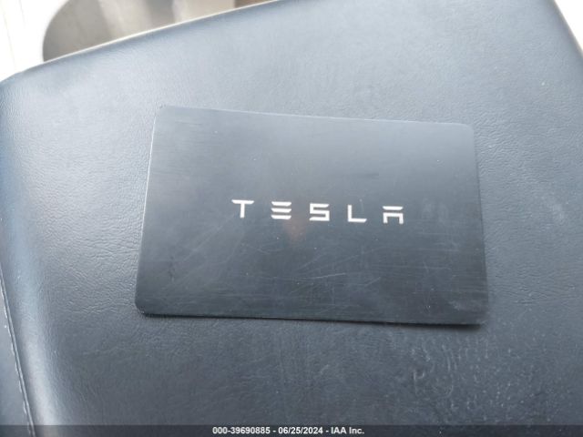 7SAYGDEF4NF341366 Tesla Model Y Performance Dual Motor All-wheel Drive