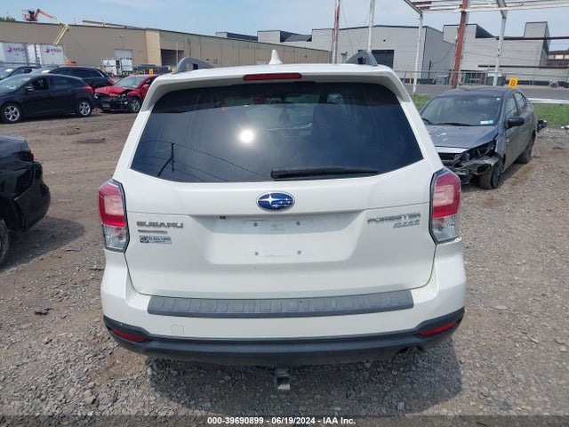 Subaru Forester 2.5i Premium 2017 JF2SJAEC8HH416651 Image 17