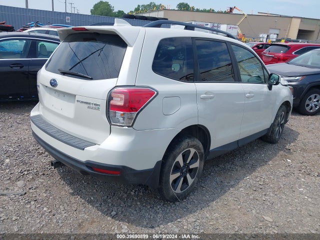 Subaru Forester 2.5i Premium 2017 JF2SJAEC8HH416651 Image 4