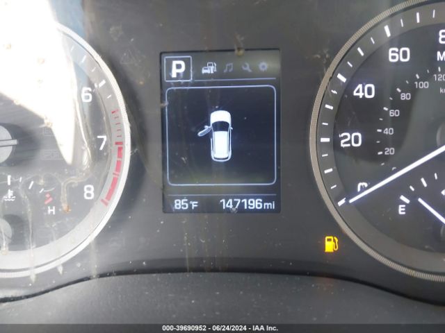 KM8J33A4XHU528420 Hyundai TUCSON SE