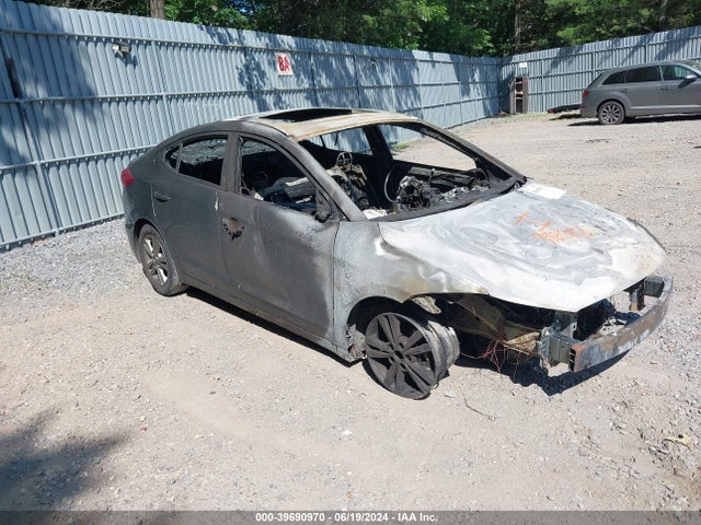 2018 5NPD84LF1JH249607 main image