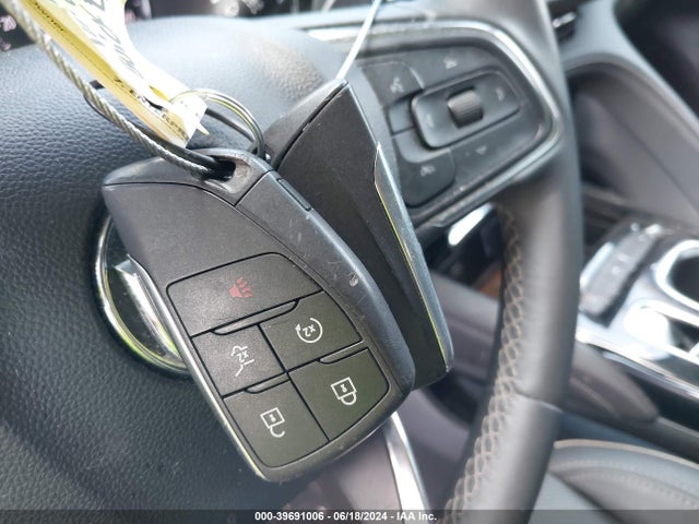 LRBFZNR41PD053942 Buick Envision Essence Fwd