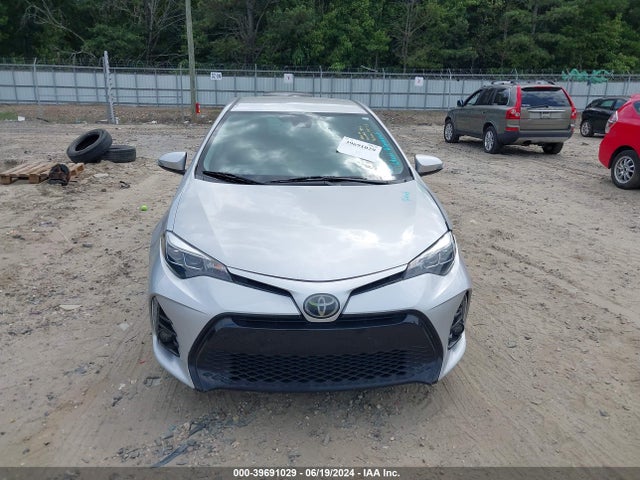 5YFBURHEXJP845754 Toyota COROLLA SE