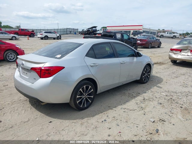 5YFBURHEXJP845754 Toyota COROLLA SE