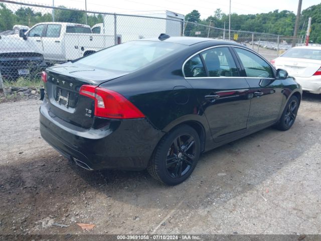 YV1612TB2F1312379 Volvo S60 T5 Premier