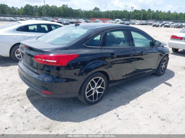 1FADP3H26JL238218 Ford FOCUS SEL