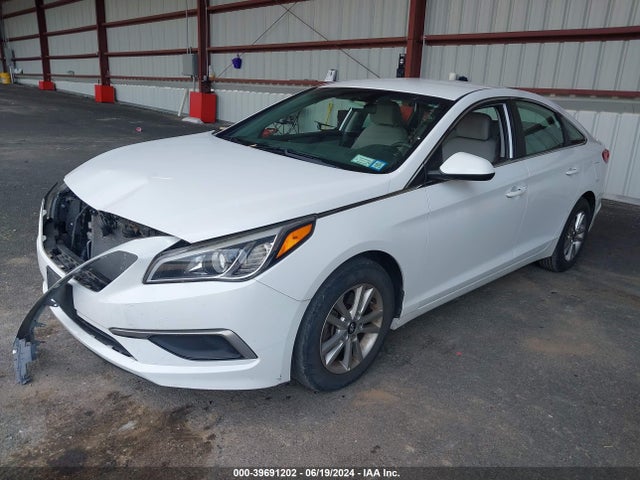 Hyundai Sonata 2017 5NPE24AF9HH570765 Image 2