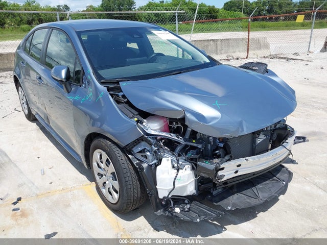 Toyota COROLLA LE 2022 JTDEPMAE2NJ200415 Image 6