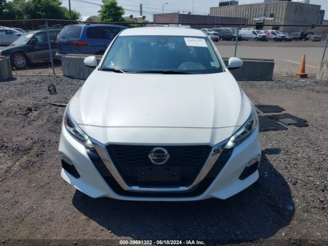 1N4BL4DW1NN303309 Nissan Altima Sv Intelligent Awd