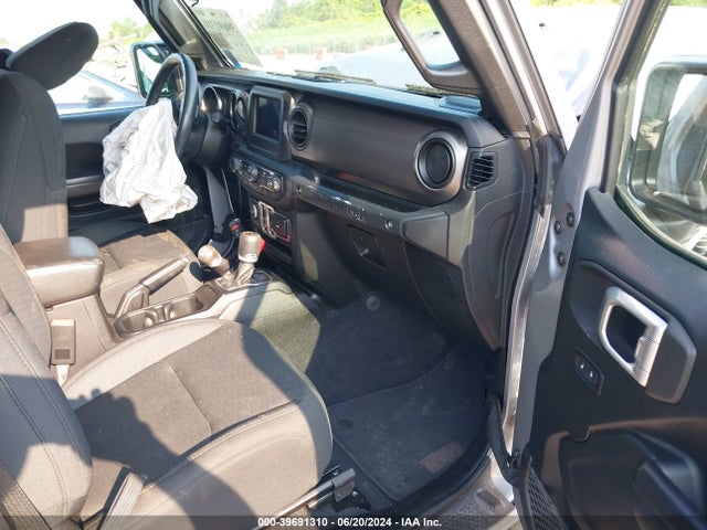 1C4GJXAG0KW621691 Jeep Wrangler Sport S 4x4