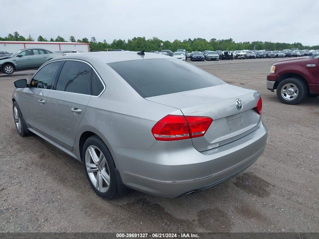 1VWCN7A37EC052177 Volkswagen Passat 2.0l Tdi Sel Premium