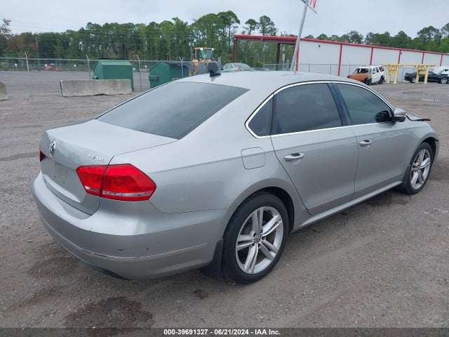 1VWCN7A37EC052177 Volkswagen Passat 2.0l Tdi Sel Premium