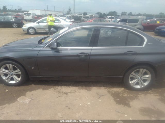 WBA8E1C54HK895281 BMW 330e Iperformance