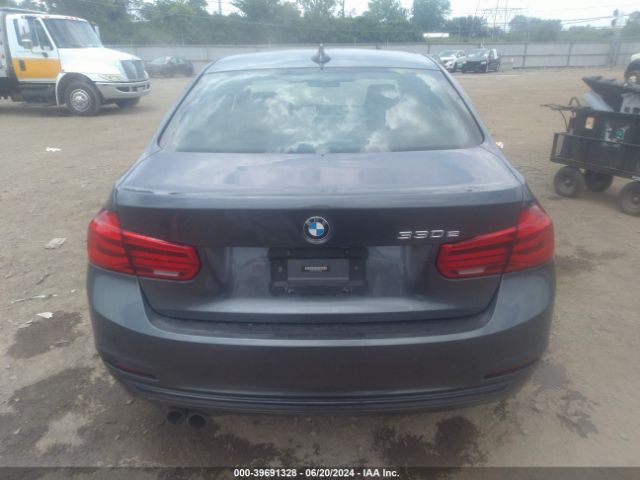 WBA8E1C54HK895281 BMW 330e Iperformance