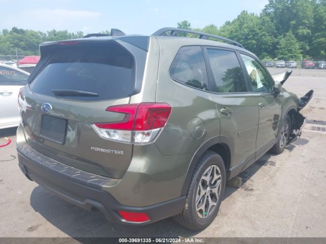 JF2SKADCXRH481338 Subaru Forester Premium
